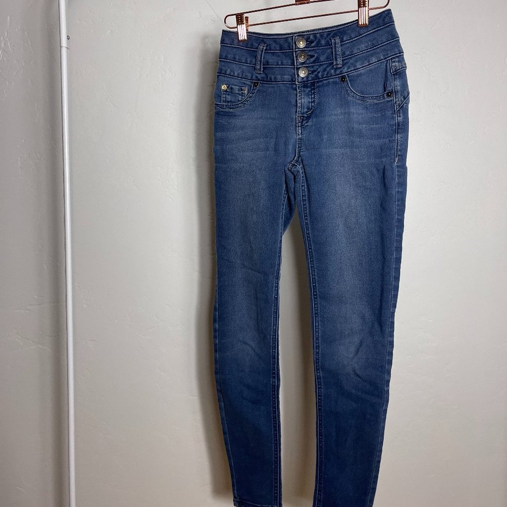 Light Wash Skinny Jeans